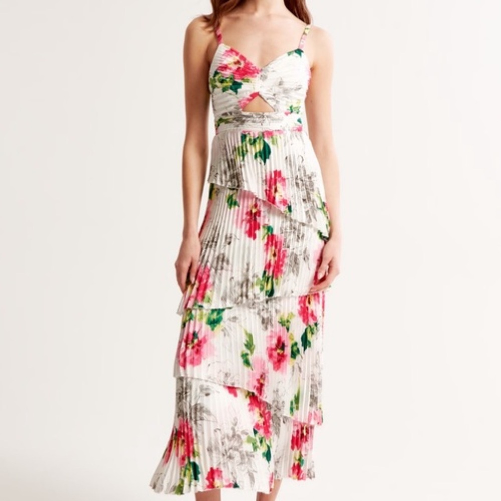 NEW‎ Abercrombie & Fitch Giselle Pleated Tiered Maxi Dress Floral Size Large P